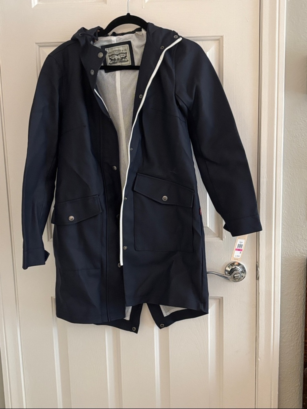 Levi's Dark Navy Hooded Raincoat Jacket 
with Front Flap Pockets